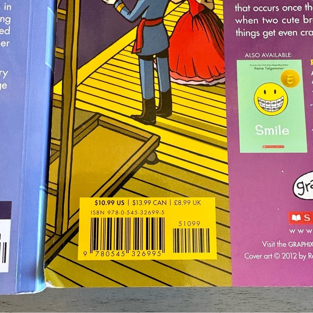 Ghosts, Drama, Smile Graphic Novels Set- Raina Telgemeier- Paperback Books Youth - Picture 10 of 15
